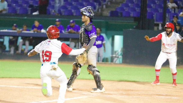  Atléticos de Puerto Plata empatan la serie final al vencer 9-6 a los Mineros de Bonao