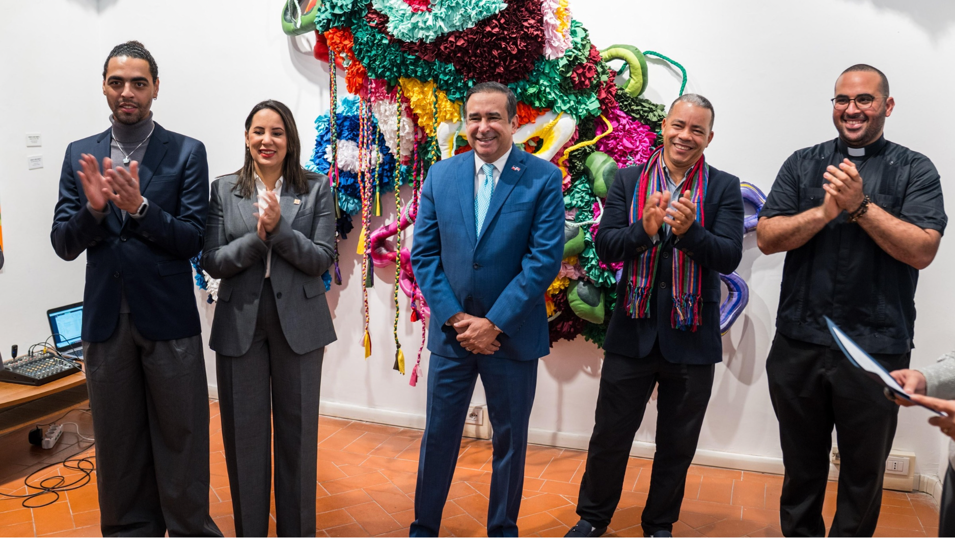 Banreservas y la Embajada dominicana ante la Santa Sede clausuran Rutas de Esperanza tras dos meses de exhibición en Roma