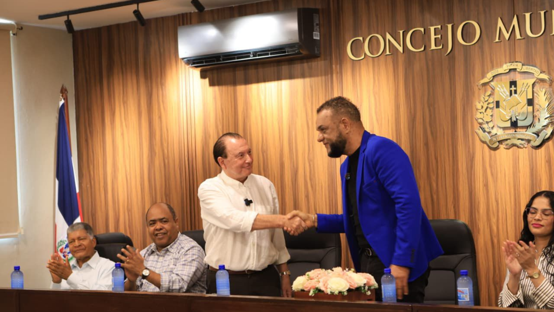 Alcalde Wilfredo Olivences nombra a Michel Brukier nuevo asesor turístico municipal  